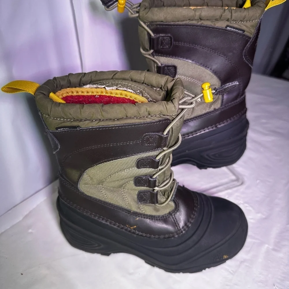 The North Face Kids' Boots - Olive and Black
